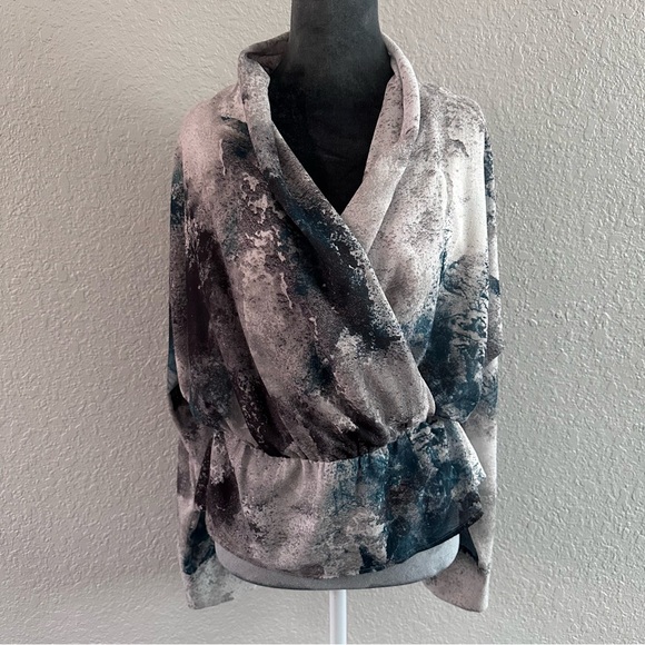 Donna Karan Tops - Donna Karan New York Abstract Print Surplice Blouse Lined Size L